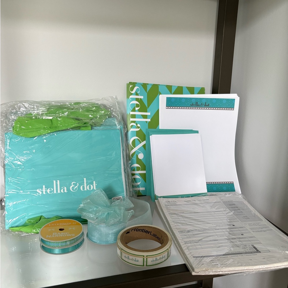 Stella & Dot Teal Office Supply Set